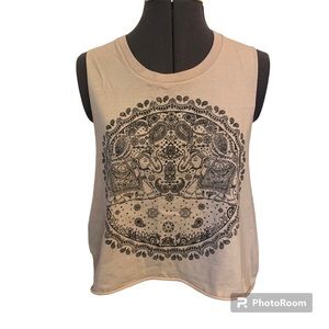 Elephant Crop Muscle Top Nude